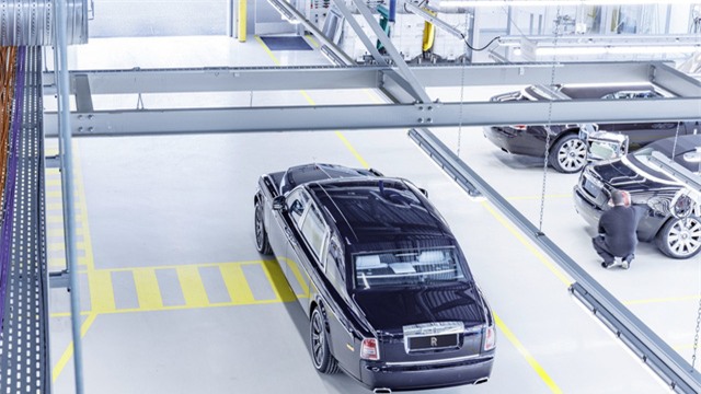 Chiếc Rolls-Royce Phantom Series II cuối cùng xuất xưởng - Ảnh 2.