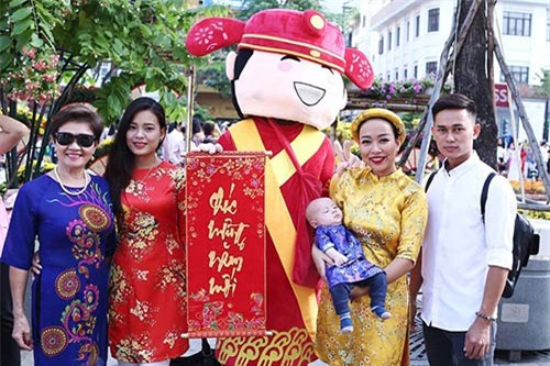 khong nghi ngo gi nua, day chinh la cau be lai, cute "vo doi" trong showbiz viet - 12