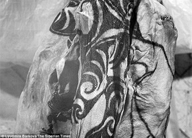 Bí ẩn xác ướp hoàng gia 2200 tuổi nghiện ngập và thích xăm trổ đã được hé mở - Ảnh 3.