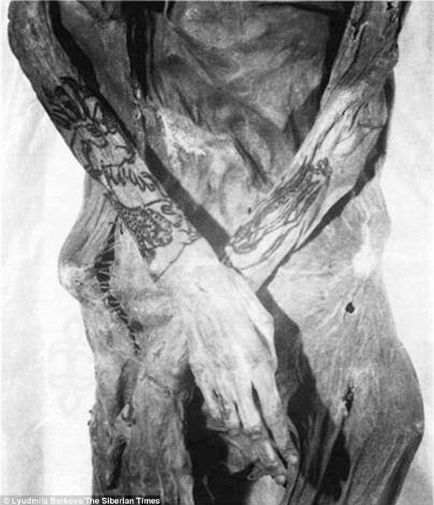 Bí ẩn xác ướp hoàng gia 2200 tuổi nghiện ngập và thích xăm trổ đã được hé mở - Ảnh 7.