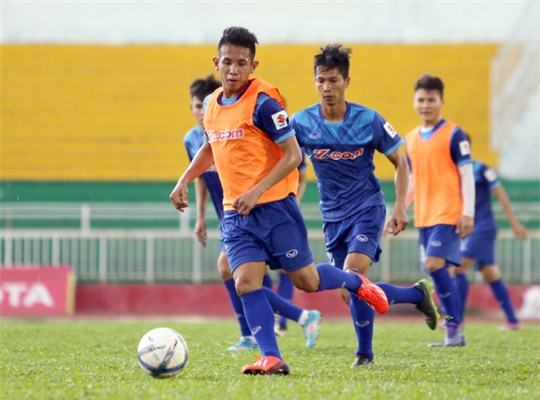 U23 Việt Nam kết thúc sớm buổi tập do mưa