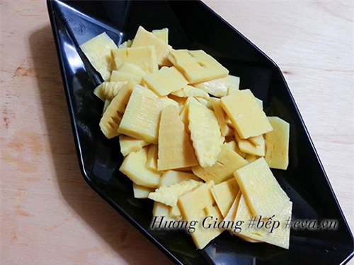 tu lam mang muoi chua cay ngay tai nha - 2