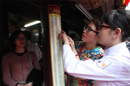 so "sao la hau chieu menh", dan un un toi chua phuc khanh giai han - 6