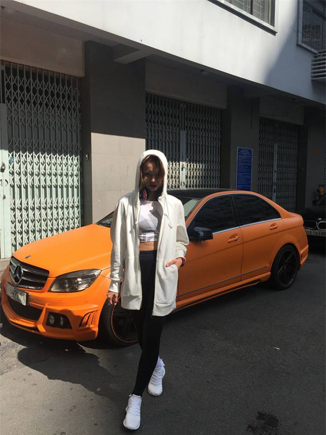 Đâu chỉ có áo dài cách tân, street style đón Xuân của sao Việt còn rực rỡ thế này cơ mà! - Ảnh 18.