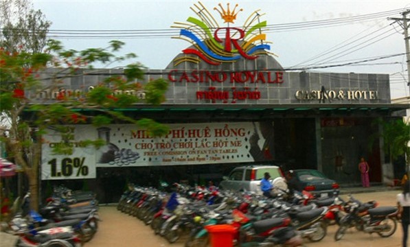 Bi chat hai dot ngon tay tai song bac Campuchia hinh anh 1