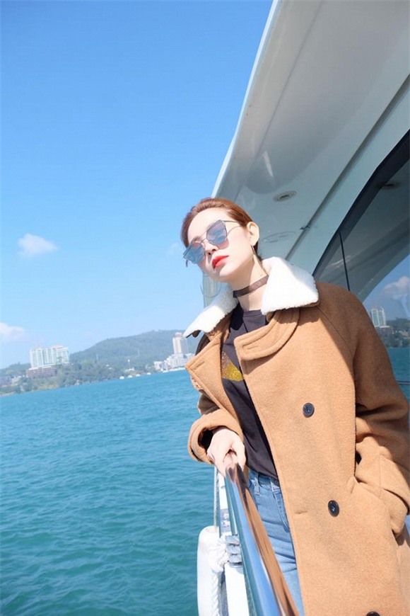 Minh Hằng, diễn viên Minh Hằng, ca sĩ Minh Hằng