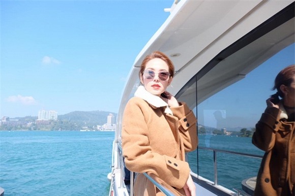 Minh Hằng, diễn viên Minh Hằng, ca sĩ Minh Hằng