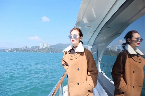 Minh Hằng, diễn viên Minh Hằng, ca sĩ Minh Hằng