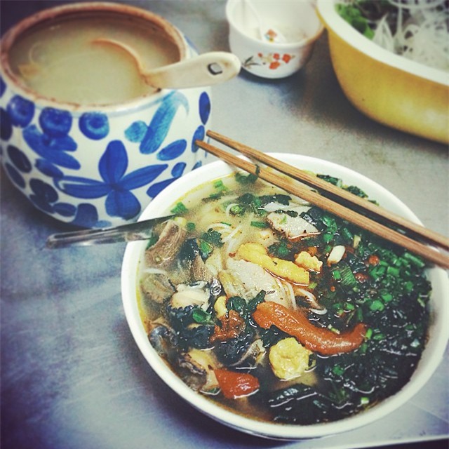 10 quán bún riêu, bún ốc nghe đã thấy ngon sau những ngày ngất ngây vì ăn Tết - Ảnh 31.