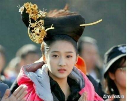 khong "do" noi voi muon kieu tao hinh dau toc tham hoa cua sao hoa ngu - 5