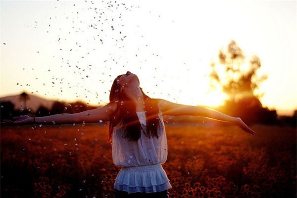 Được hỏi mua toàn bộ số chuối, ông lão đã nói một câu khiến nhiều bạn trẻ hổ thẹn - Ảnh 4.