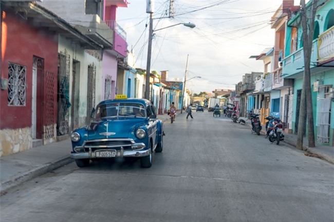 Thi truong oto Cuba sau khi My noi long lenh cam van hinh anh 1