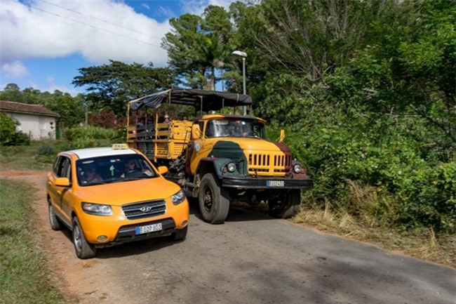 Thi truong oto Cuba sau khi My noi long lenh cam van hinh anh 10