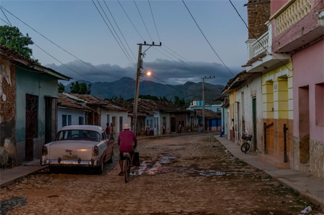 Thi truong oto Cuba sau khi My noi long lenh cam van hinh anh 15