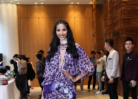 sao việt, sao việt xấu, sao việt trang điểm xấu, sao việt xấu năm 2016, sao việt kém sắc