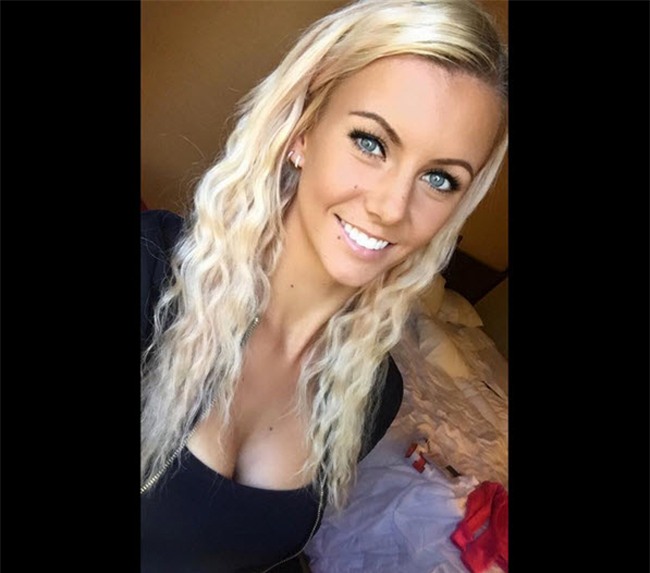 Đóa hồng giữa sa mạc: VĐV cực xinh, chân dài miên man - 8