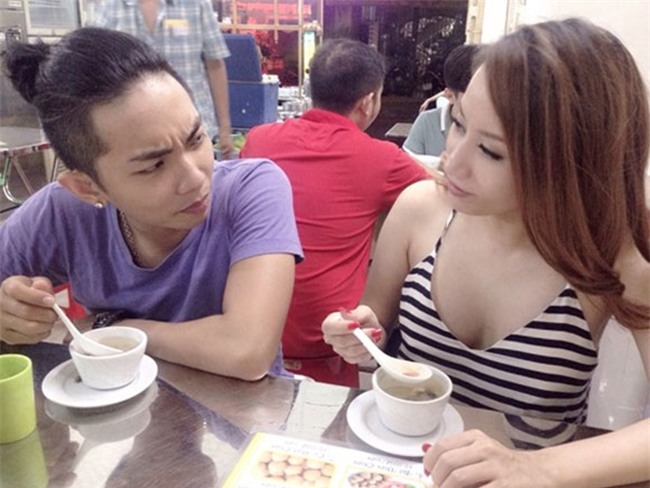 anh "chup len" tiet lo moi quan he doi thuc cua khanh thi va chong kem 12 tuoi hinh anh 8