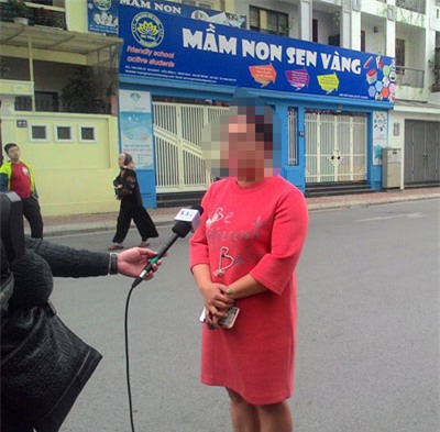 Vụ cô giáo cầm dép đánh HS: Phụ huynh phản ứng thế nào? - 1