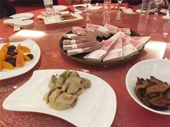 Đầu năm được lì xì hàng chục triệu đồng