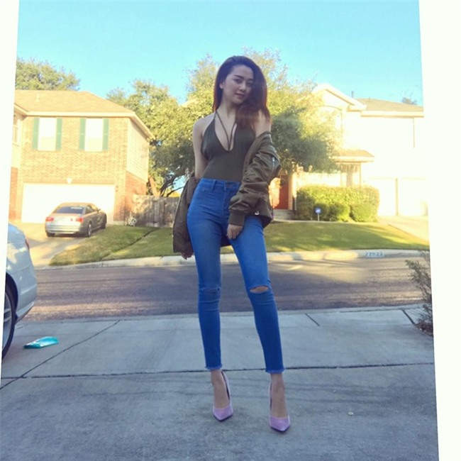 4 chi em chan sieu dai nha ban gai son tung khien may rau chao dao hinh anh 15