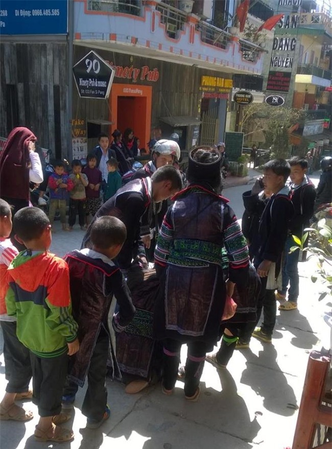 Lại thêm một vụ bắt vợ đau lòng xảy ra ngay trung tâm thị trấn Sa Pa - Ảnh 1.