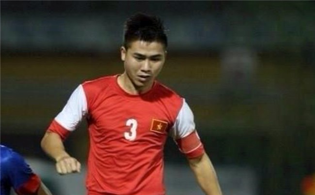 Thế Nhật từng là đội trưởng U21 Việt Nam và được chọn là cầu thủ hay nhất giải U21 quốc tế.