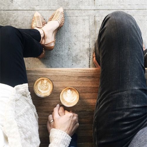 4 thời điểm đen “nguy hiểm” khiến đàn ông dễ rơi vào bẫy ngoại tình - Ảnh 1.