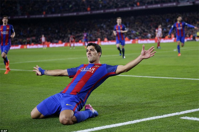 Barca vào chung kết Cúp Nhà vua trong trận đấu có 3 thẻ đỏ - Ảnh 6.