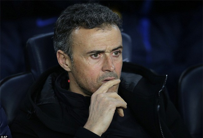 Barca vào chung kết Cúp Nhà vua trong trận đấu có 3 thẻ đỏ - Ảnh 9.