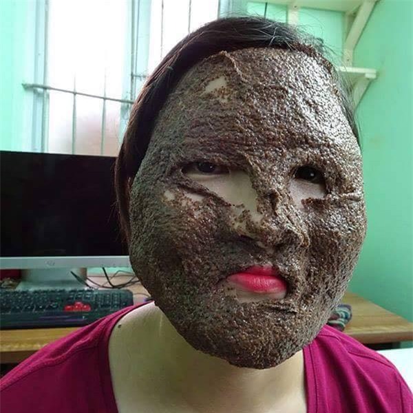 Khi chị em vì đẹp quên thân, vì lý tưởng nhan sắc quốc dân mà sẵn sàng có những giây phút... kinh dị - Ảnh 1.