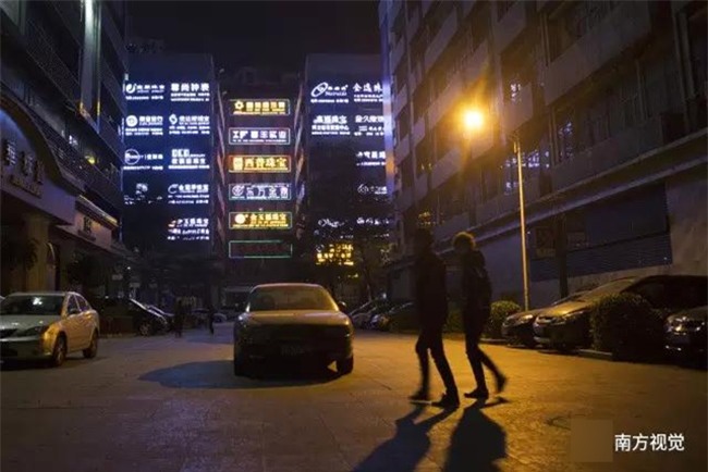 Ngôi làng nhiều vàng bạc châu báu nhất Trung Quốc: Xách túi nilon đựng vàng ròng đi ngoài đường cũng chẳng lo bị cướp - Ảnh 15.