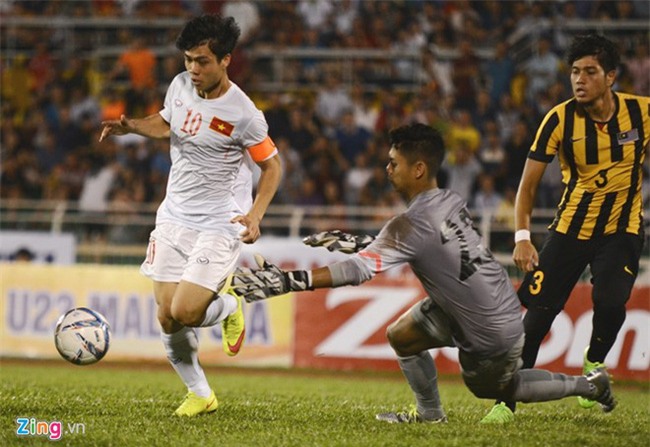 Bố Công Phượng: Tôi như muốn khóc khi con ghi bàn - Ảnh 2.