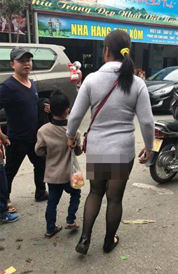 Người trần chúng tôi còn chẳng nuốt trôi kiểu ăn mặc phản cảm này, đừng nói là Thánh thần! - Ảnh 3.