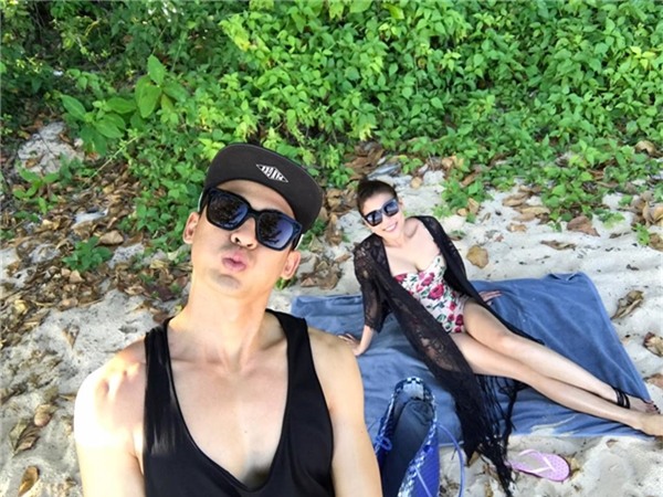 Thúy Diễm diện bikini gợi cảm cùng Lương Thế Thành tình tứ dạo biển - Tin sao Viet - Tin tuc sao Viet - Scandal sao Viet - Tin tuc cua Sao - Tin cua Sao