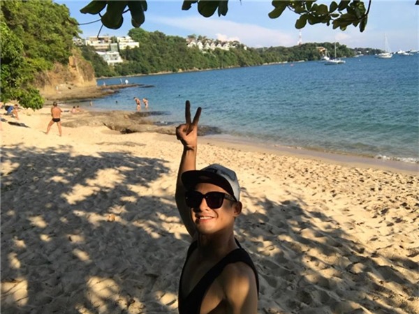 Thúy Diễm diện bikini gợi cảm cùng Lương Thế Thành tình tứ dạo biển - Tin sao Viet - Tin tuc sao Viet - Scandal sao Viet - Tin tuc cua Sao - Tin cua Sao