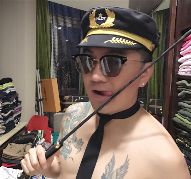 fan soc thay dam vinh hung doi mu phi cong deo ca vat ban khoa than hinh anh 1