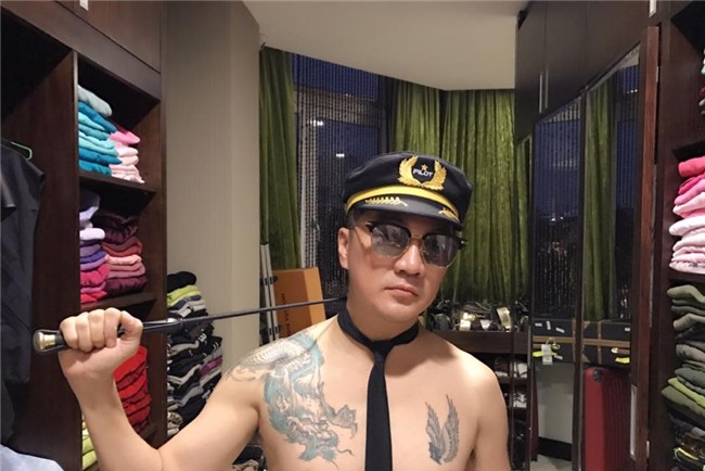 fan soc thay dam vinh hung doi mu phi cong deo ca vat ban khoa than hinh anh 5