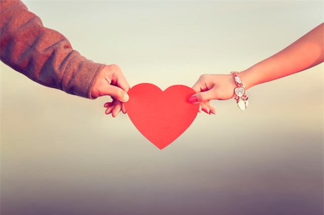 Với một số người, Valentine không hoàn toàn là ngày hạnh phúc. Ảnh minh họa