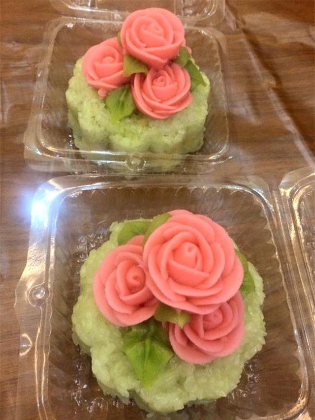 Một mẫu xôi hoa nhỏ có giá 20-25 nghìn đồng