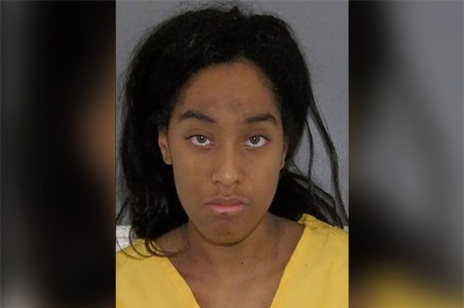 Mỹ: Thiếu nữ 20 tuổi bị bắt vì livestream cảnh cưỡng hiếp bé trai 4 tuổi - Ảnh 1.