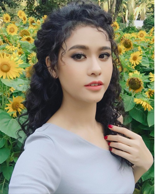 Sau Angela Phương Trinh, tóc xoăn xù mì bắt đầu khiến các tín đồ làm đẹp Việt ‘sủng ái’-3