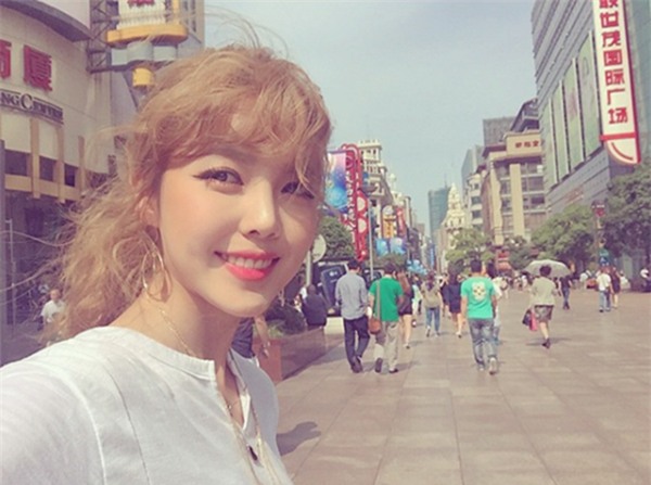 Sau Angela Phương Trinh, tóc xoăn xù mì bắt đầu khiến các tín đồ làm đẹp Việt ‘sủng ái’-6