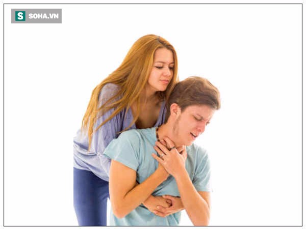 Chẳng may bị hóc xương cá, hãy áp dụng ngay những cách đơn giản và hiệu quả sau - Ảnh 1.