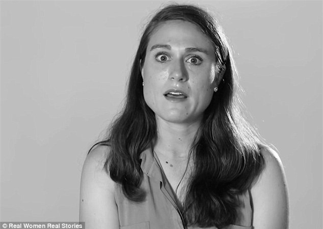 Lời tâm sự nghẹn ngào của cô gái bị chính người thân lạm dụng tình dục tập thể khi mới 10 tuổi - Ảnh 1.