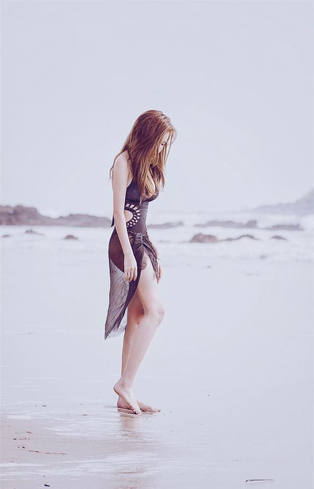 bo anh moi sexy, nong ruc cua elly tran ben bo bien