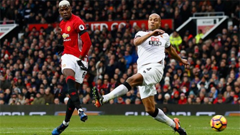 M.U chơi rất thanh thoát trong hiệp 1 và tạo được rất nhiều cơ hội