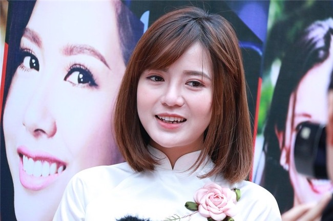 Dàn hotboy, hotgirl giỏi tiếng Anh hội ngộ “tám” IELTS