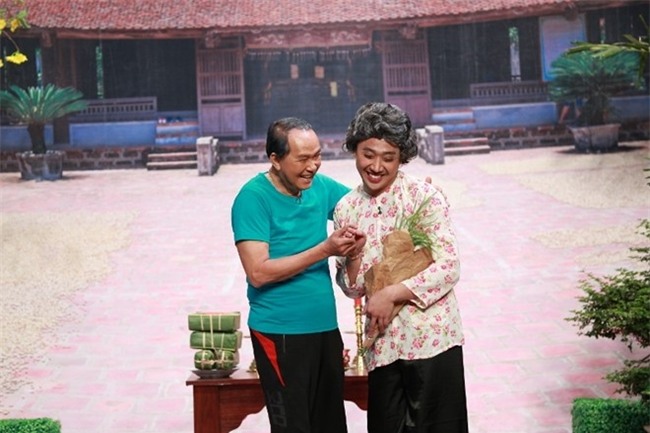 Tran Thanh gia gai lam khan gia xuc dong o tap cuoi On gioi hinh anh 1