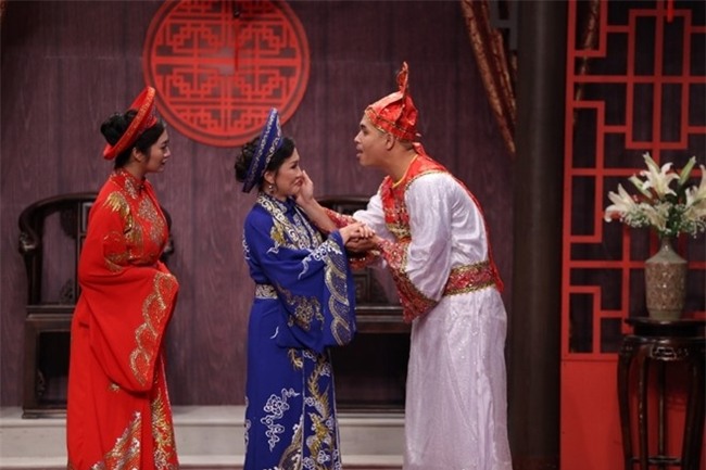 Tran Thanh gia gai lam khan gia xuc dong o tap cuoi On gioi hinh anh 10