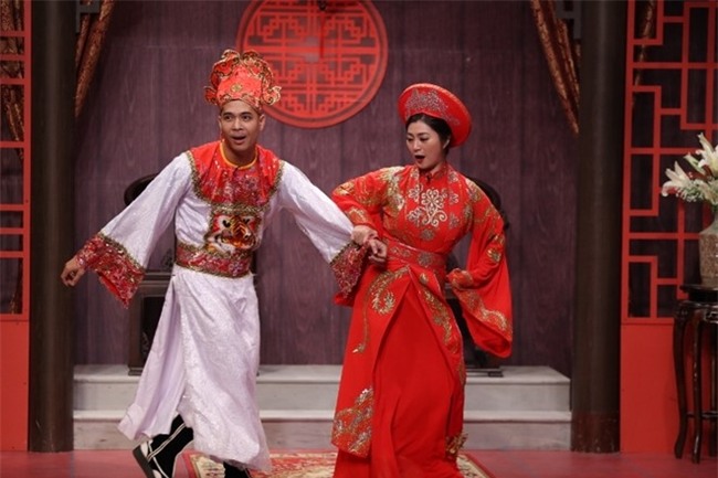 Tran Thanh gia gai lam khan gia xuc dong o tap cuoi On gioi hinh anh 11